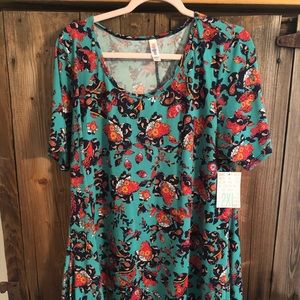 Lularoe perfect t